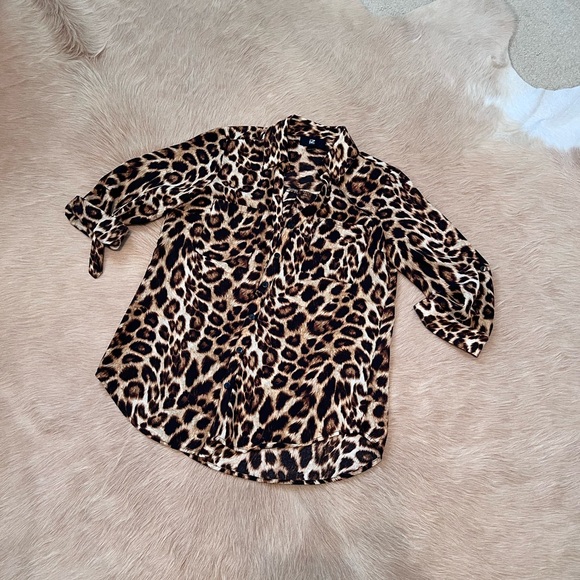 Leopard Print Women's Top - Picture 1 of 2